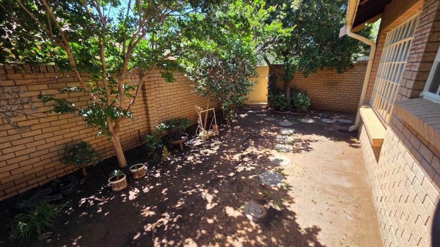 To Let 2 Bedroom Property for Rent in Dan Pienaar Free State